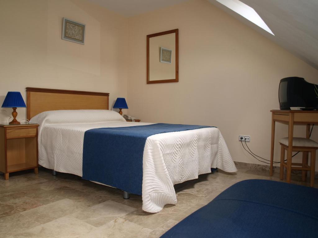 Hotel Al-Yussana Λουθένα Δωμάτιο φωτογραφία