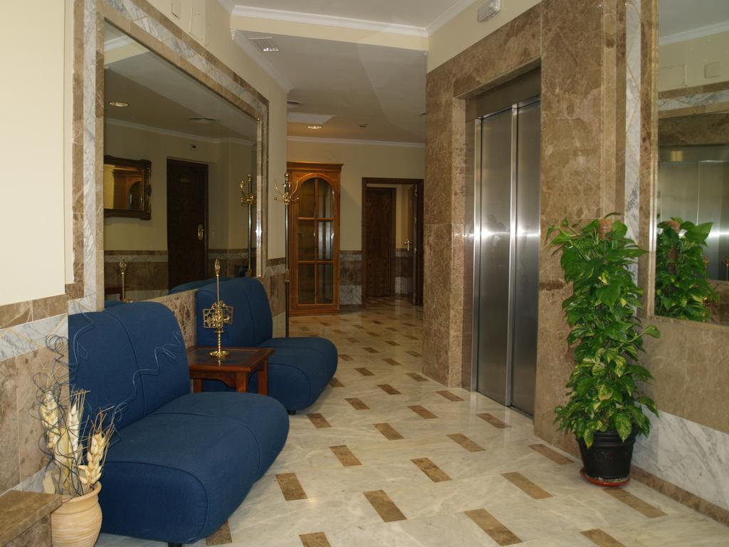 Hotel Al-Yussana Λουθένα Εξωτερικό φωτογραφία
