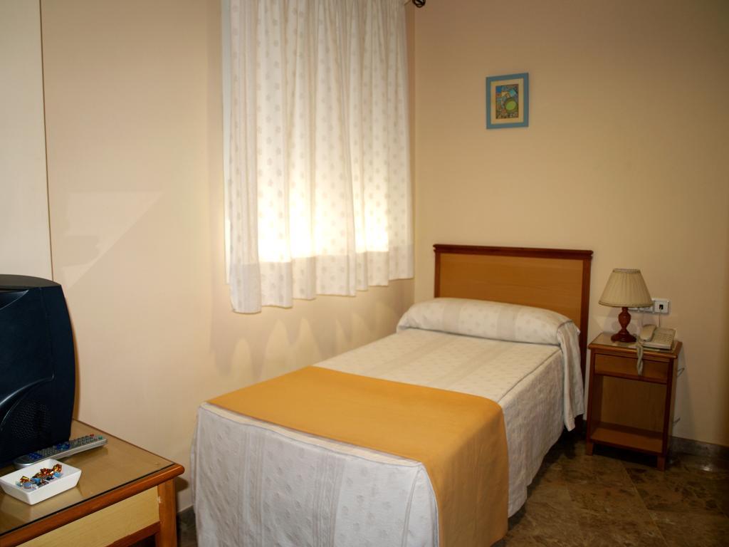 Hotel Al-Yussana Λουθένα Εξωτερικό φωτογραφία