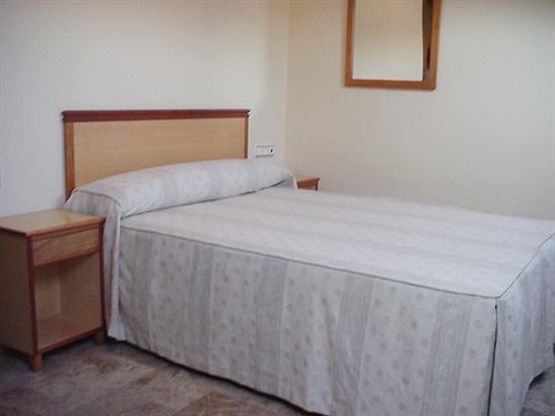 Hotel Al-Yussana Λουθένα Εξωτερικό φωτογραφία